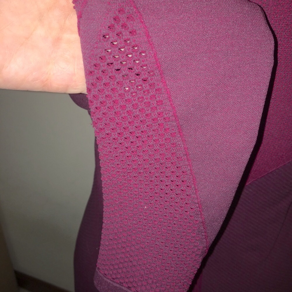 NEW✨ATHLETA Caliber Seamless Top / Auberge / Candy Apple / XS - Picture 11 of 16